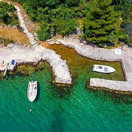 Tin 4* Stari Grad (Hvar)