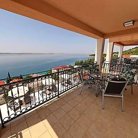 Tin Apartahotel